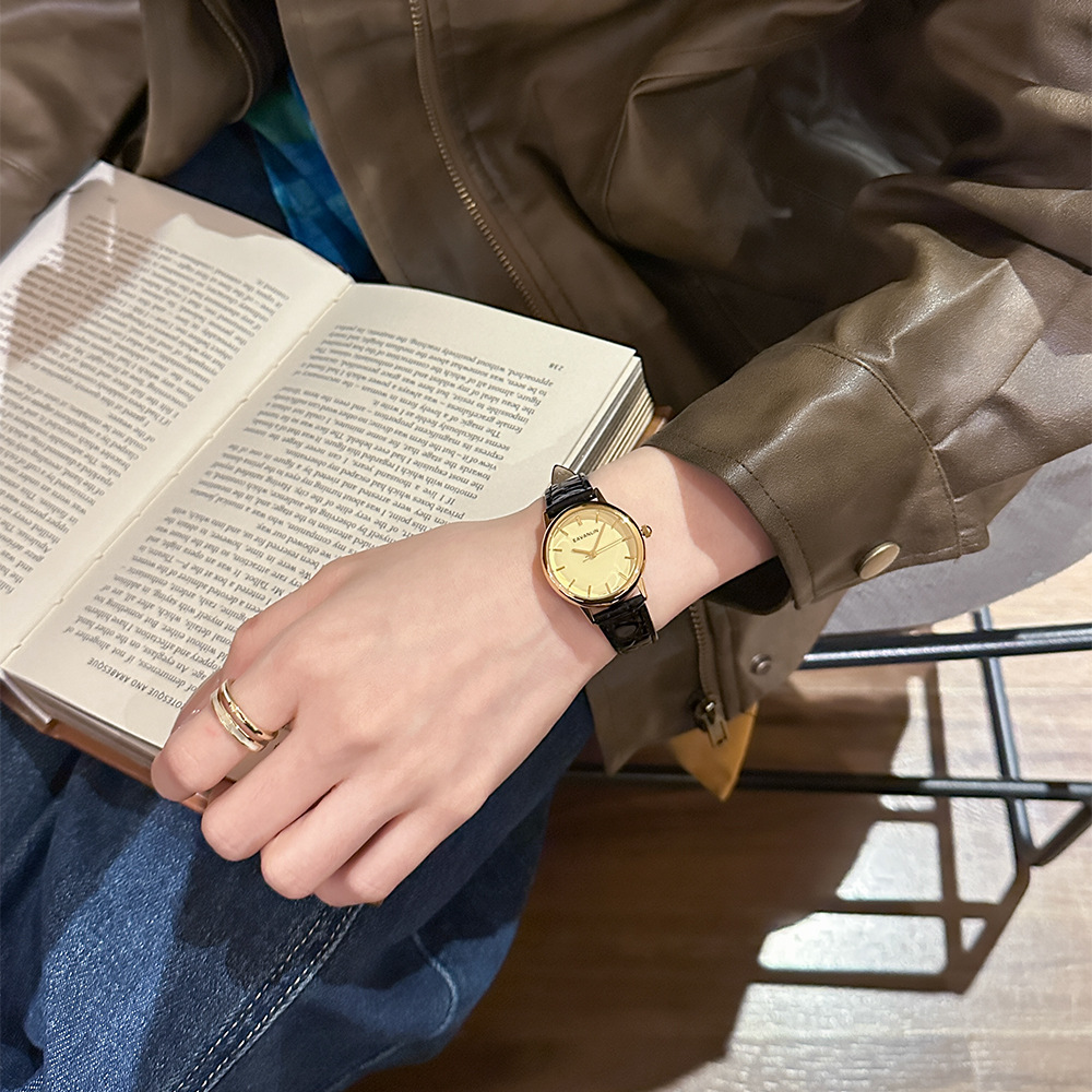 Jam Tangan Kuarsa Tali Kulit H - Luxury Watch Gold And Black ulasan dan harga
