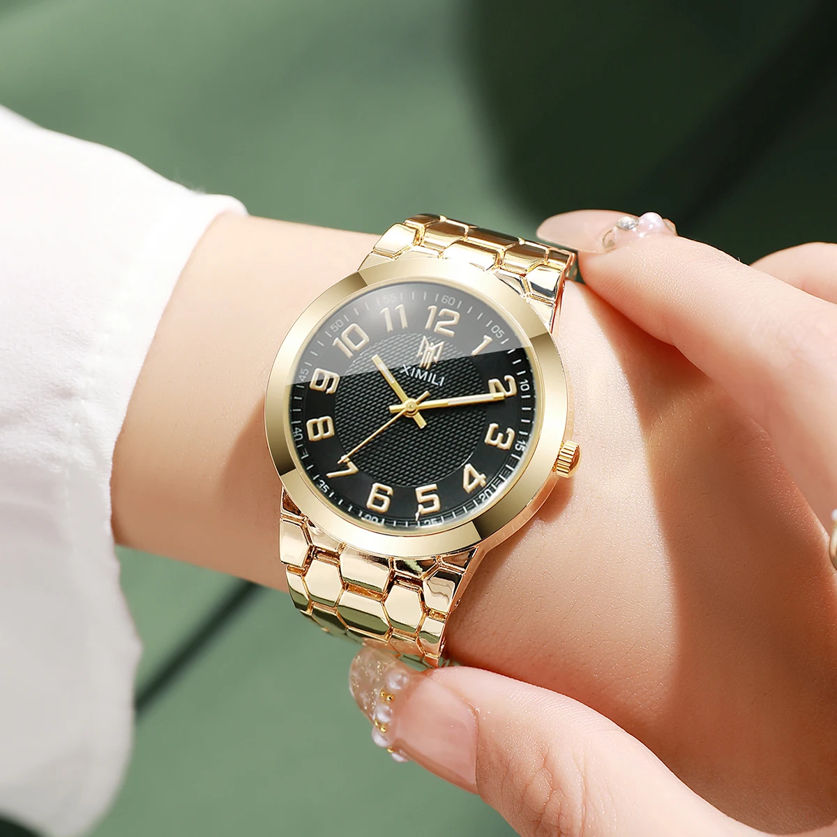 Jam Tangan Wanita Warna Emas M - Luxury Watch Gold And Black ulasan dan harga