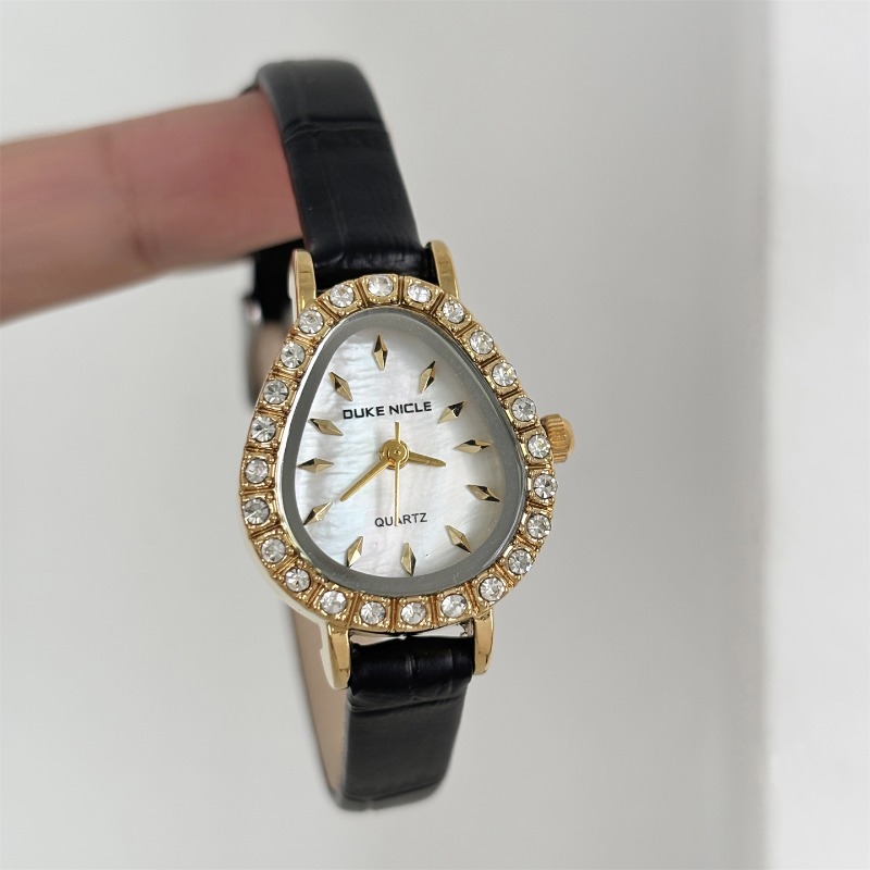 Jam Tangan Wanita Mewah Quartz - Luxury Watch Gold And Black ulasan dan harga